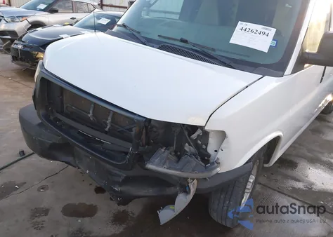 2018 GMC Savana 2500 Work Van z USA, uszkodzony, nr VIN 1GTW7BFB7J1342924